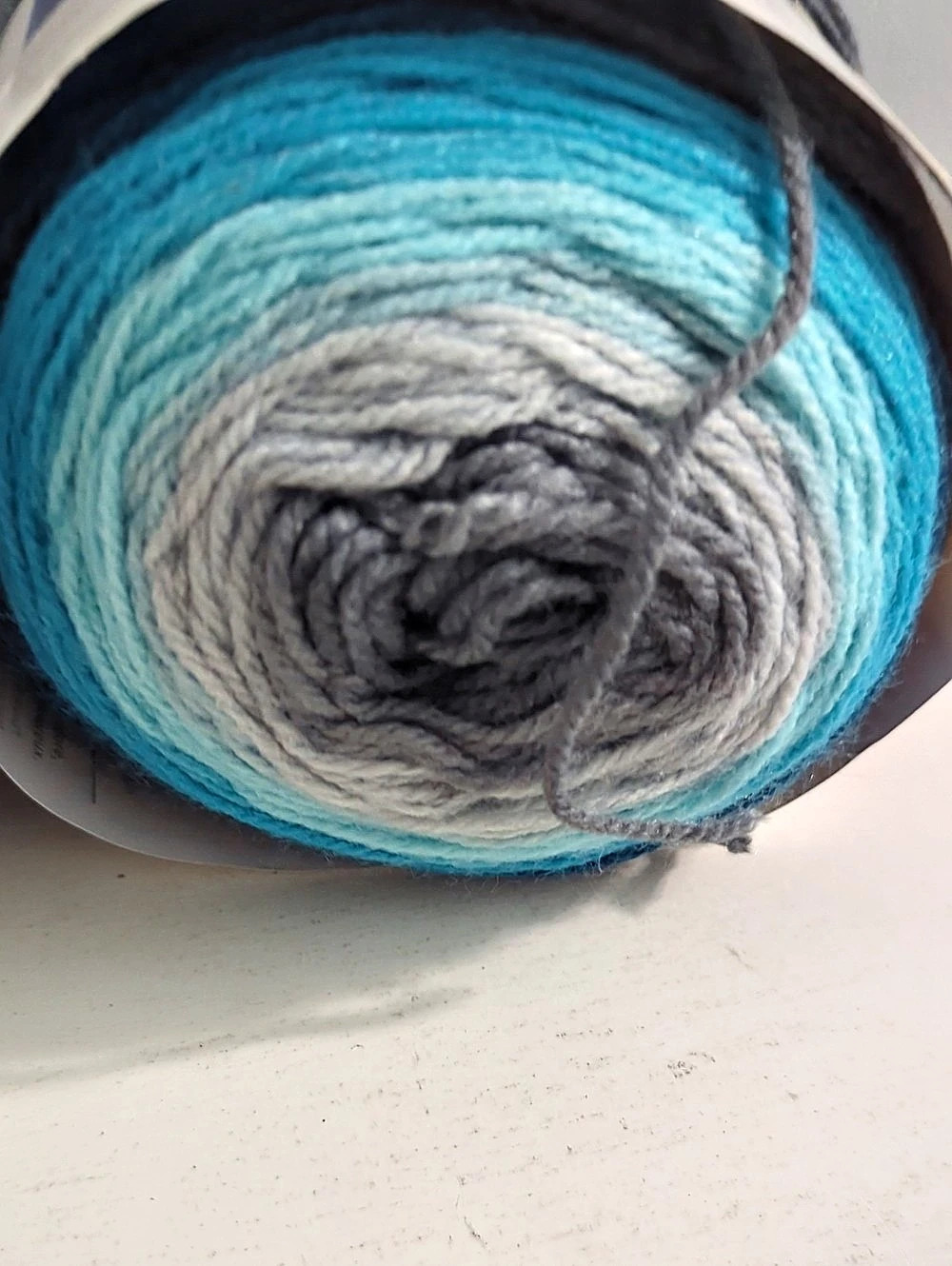 Lion Brand Mandala Yarn 2 Skeins Blue & Gray NWT - Picture 6 of 6